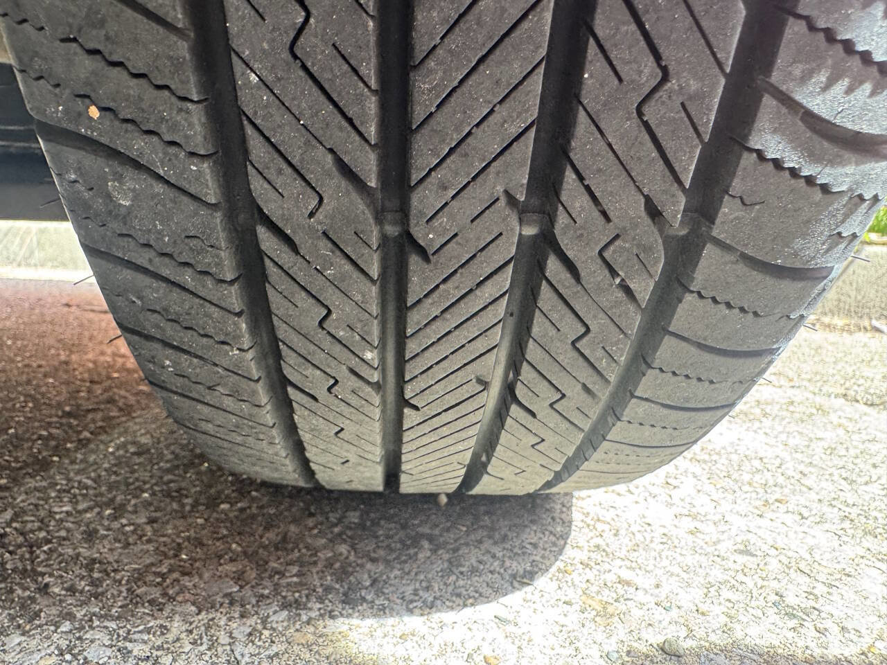 Used 2014 Ford Fiesta SE w/ Comfort Package FWD image 12