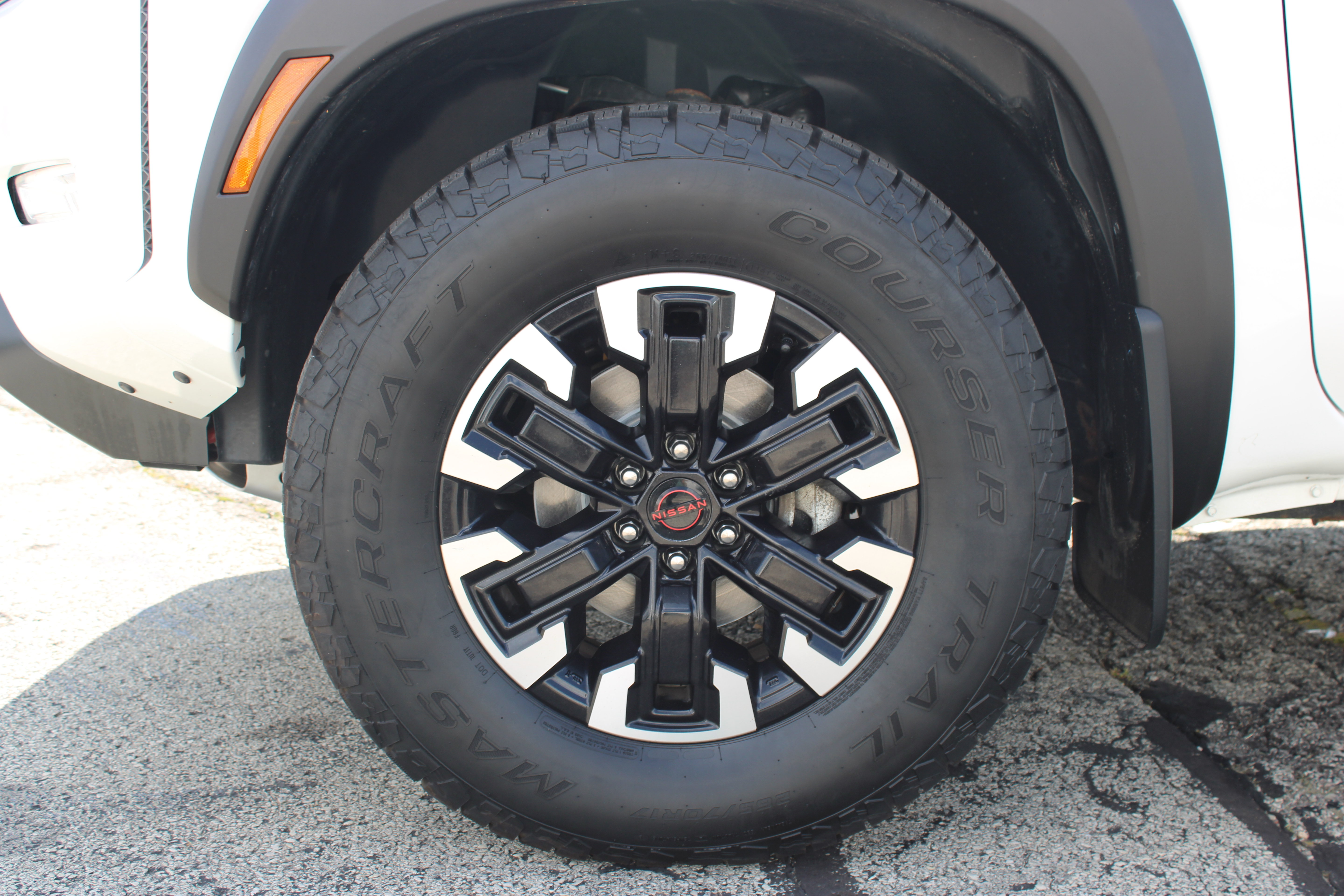 Certified 2022 Nissan Frontier PRO-4X w/ Technology Package AWD/4WD image 26