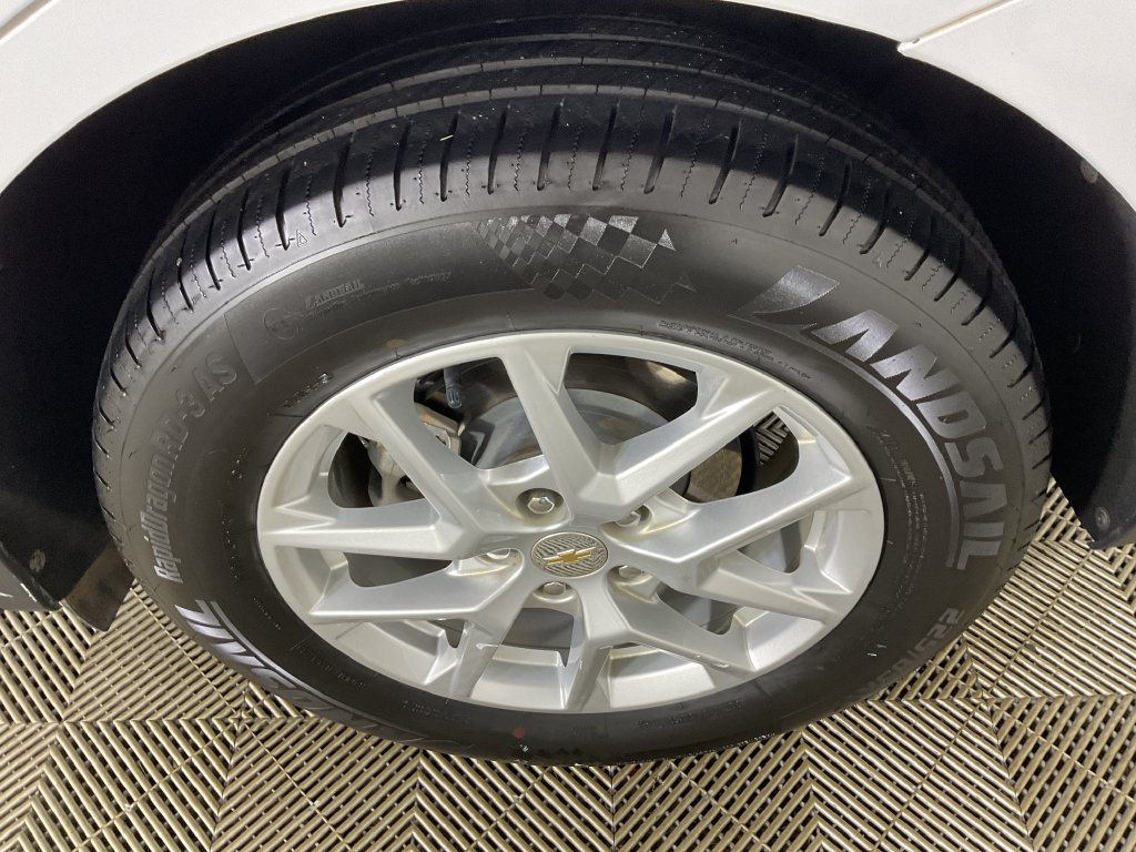 Used 2024 Chevrolet Equinox LT AWD/4WD image 6