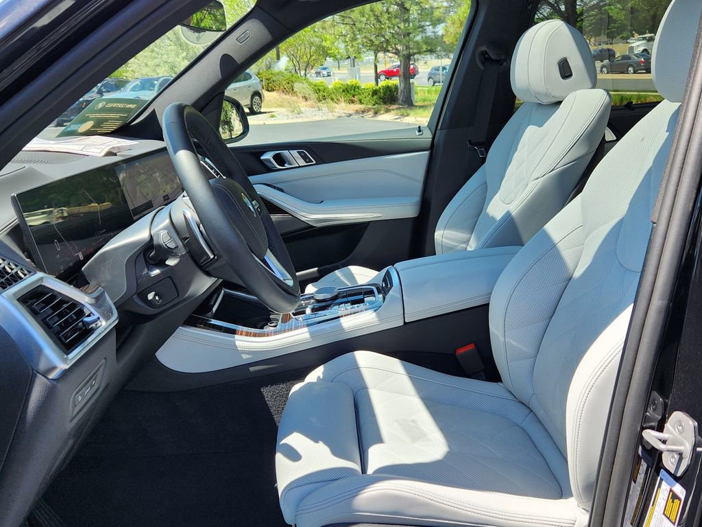 Used 2026 BMW X5 xDrive40i AWD/4WD image 8