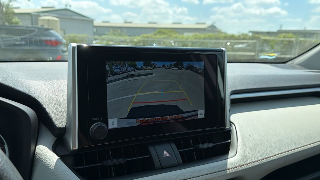 Certified 2025 Toyota RAV4 XLE image 30