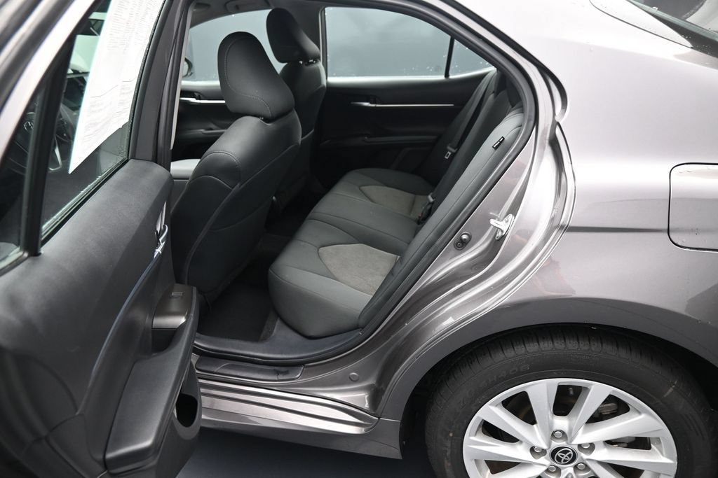 Used 2024 Toyota Camry LE FWD image 21