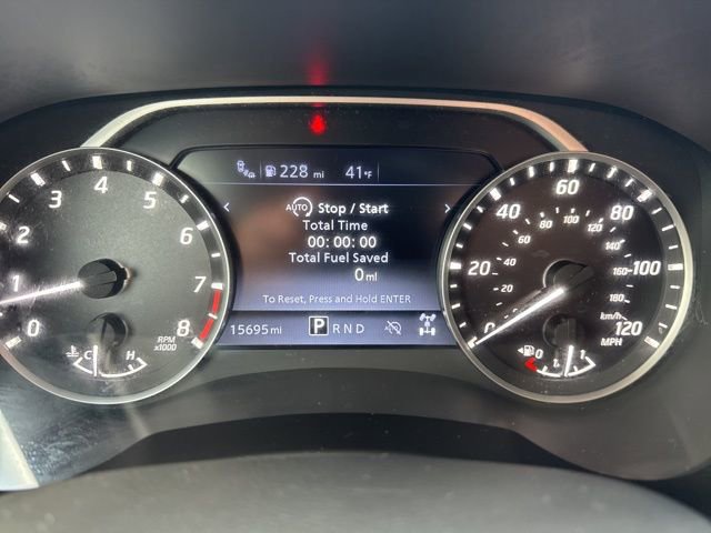 Used 2025 Nissan Frontier SV AWD/4WD image 15