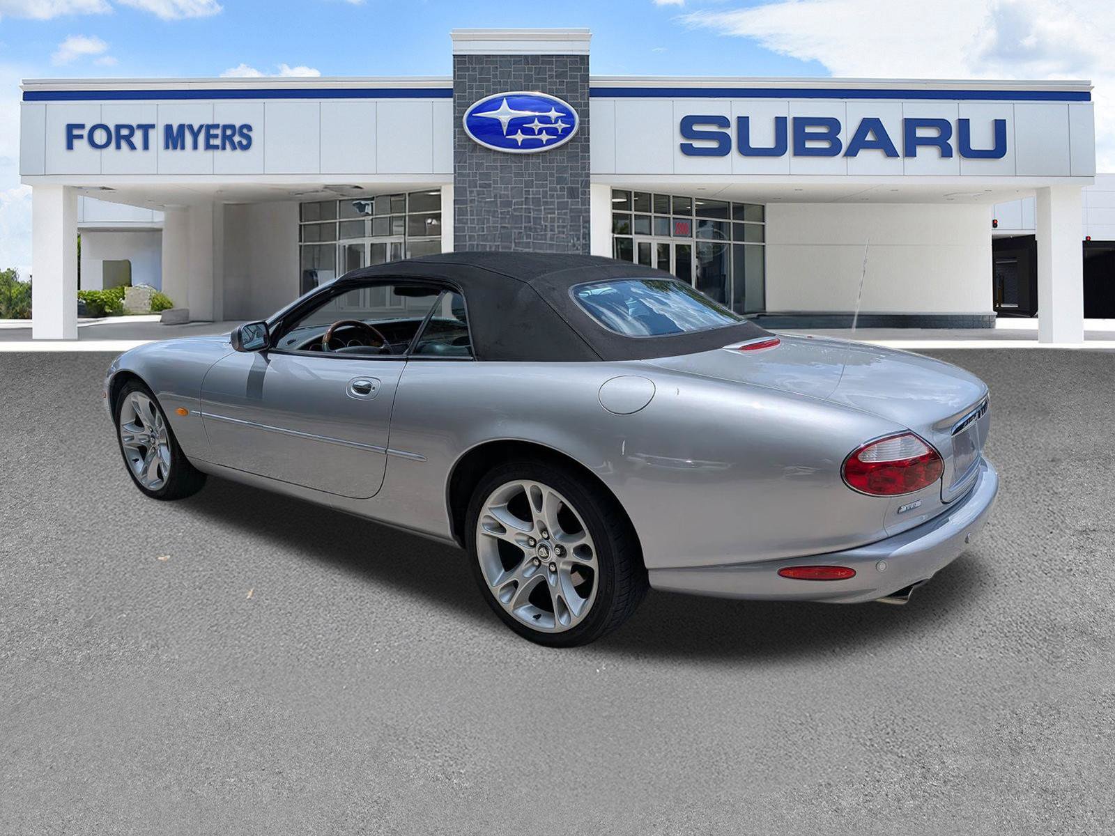 Used 2003 Jaguar XK8 Convertible RWD image 6