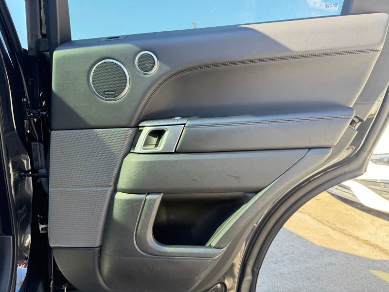 Used 2017 Land Rover Range Rover Sport HSE Dynamic image 24