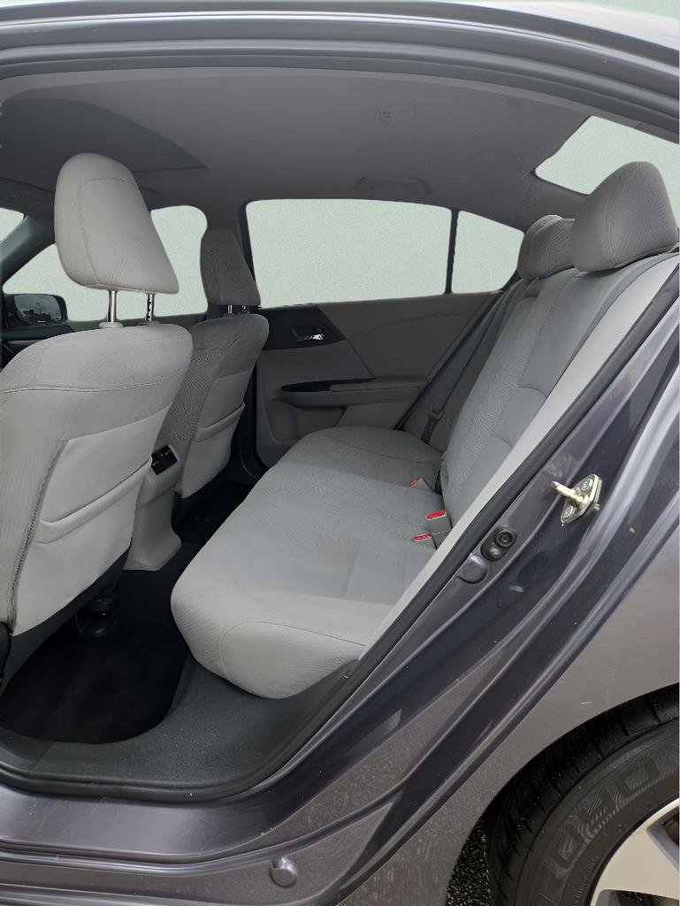 Used 2016 Honda Accord EX image 10
