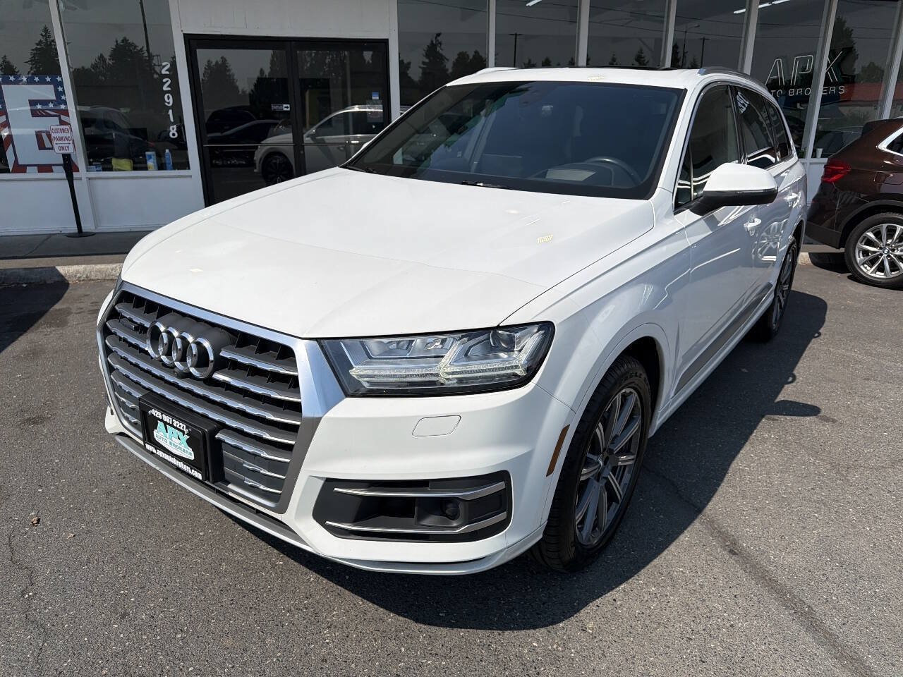 Used 2018 Audi Q7 3.0T Prestige AWD/4WD image 1