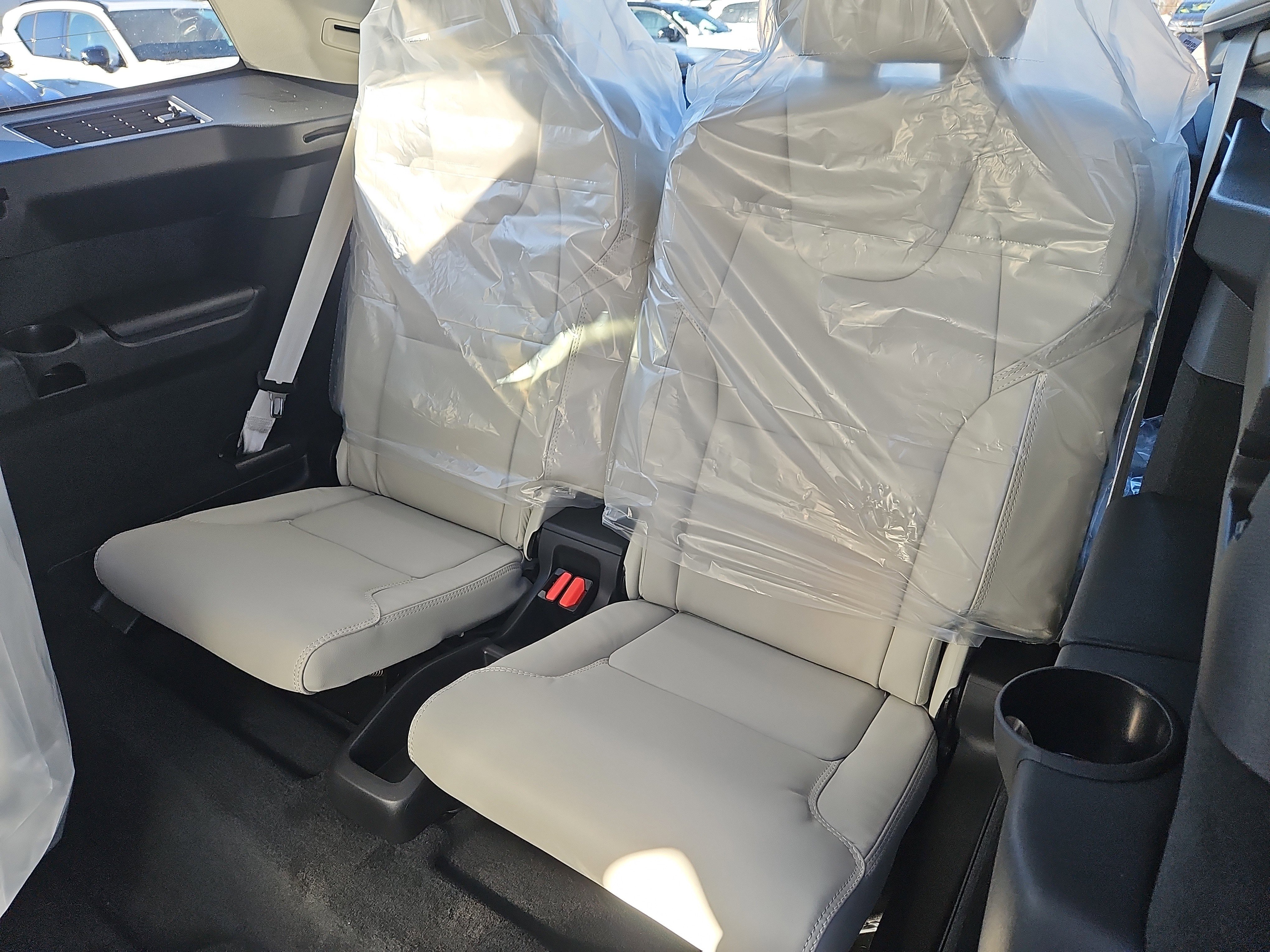 New 2026 Volvo XC90 B6 Ultra w/ Protection Package Premier image 23