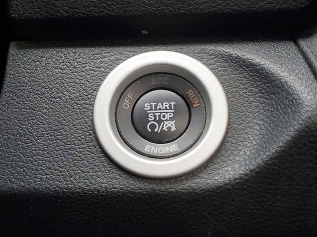 Used 2016 RAM 1500 Limited image 17