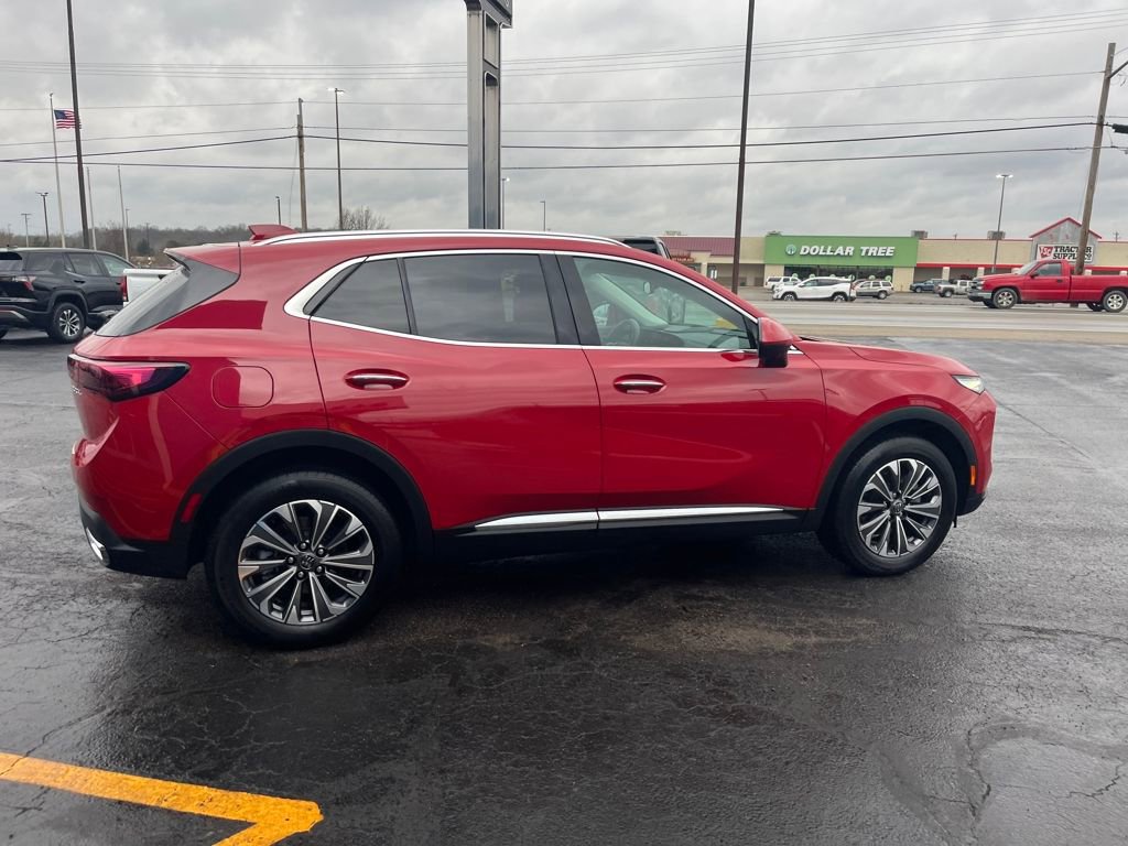 Used 2025 Buick Envision Preferred image 6