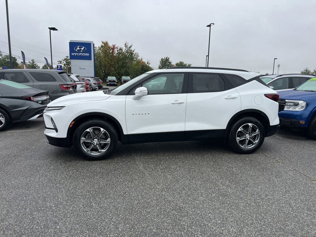 Used 2024 Chevrolet Blazer LT w/ Sound & Technology Package image 4
