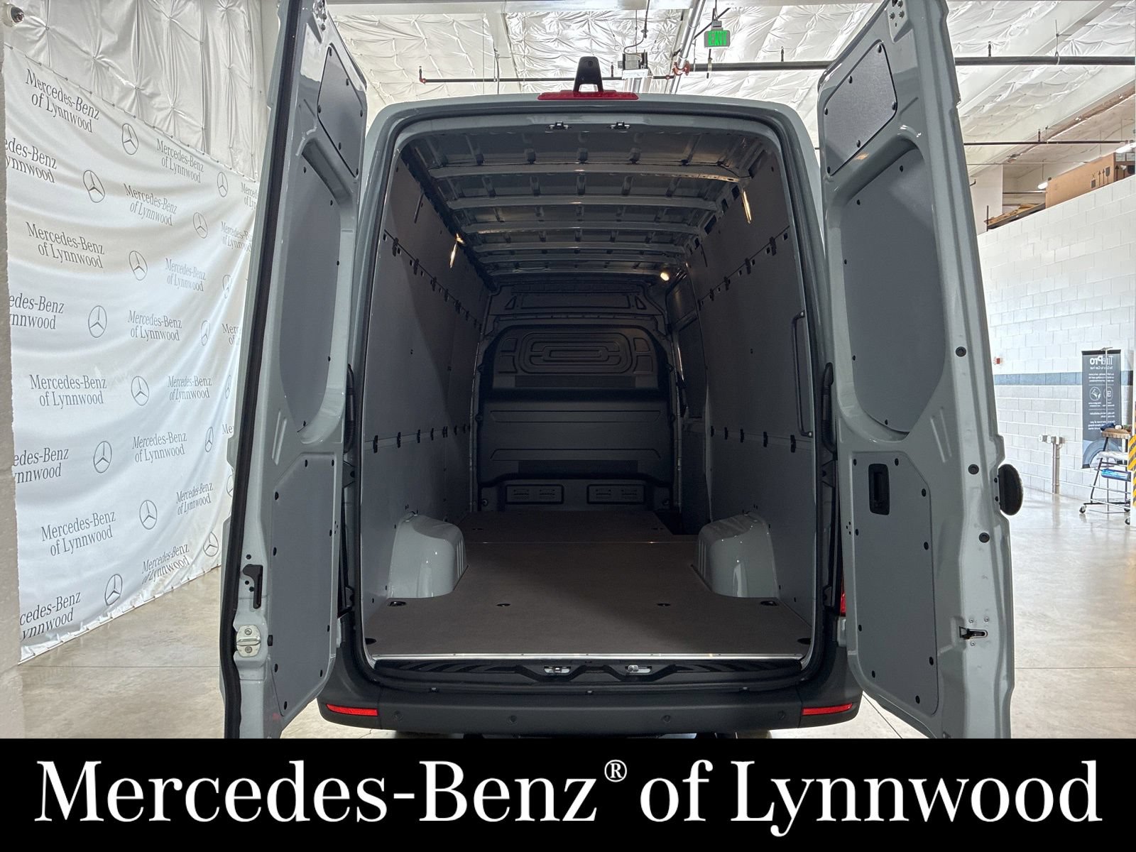 New 2026 Mercedes-Benz Sprinter 3500 image 9