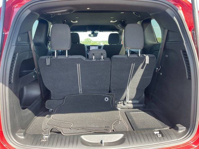 Used 2024 Chrysler Pacifica Touring image 21