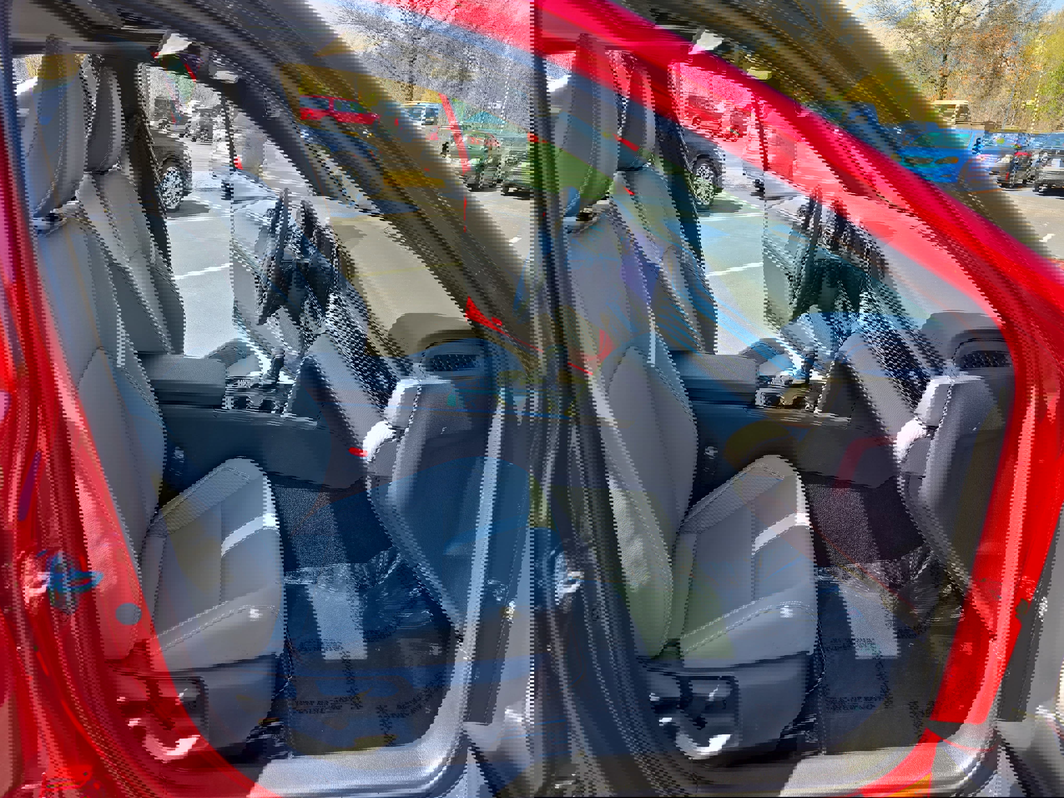 Used 2025 Toyota Camry SE w/ Multimedia Upgrade Package image 9