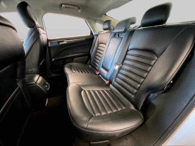Used 2019 Ford Fusion SEL FWD image 26