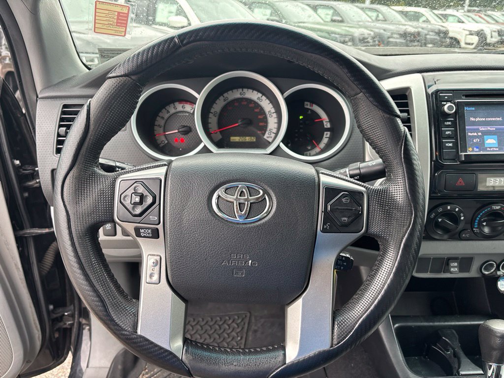 Used 2014 Toyota Tacoma 4x4 Double Cab w/ SR5 Package image 9