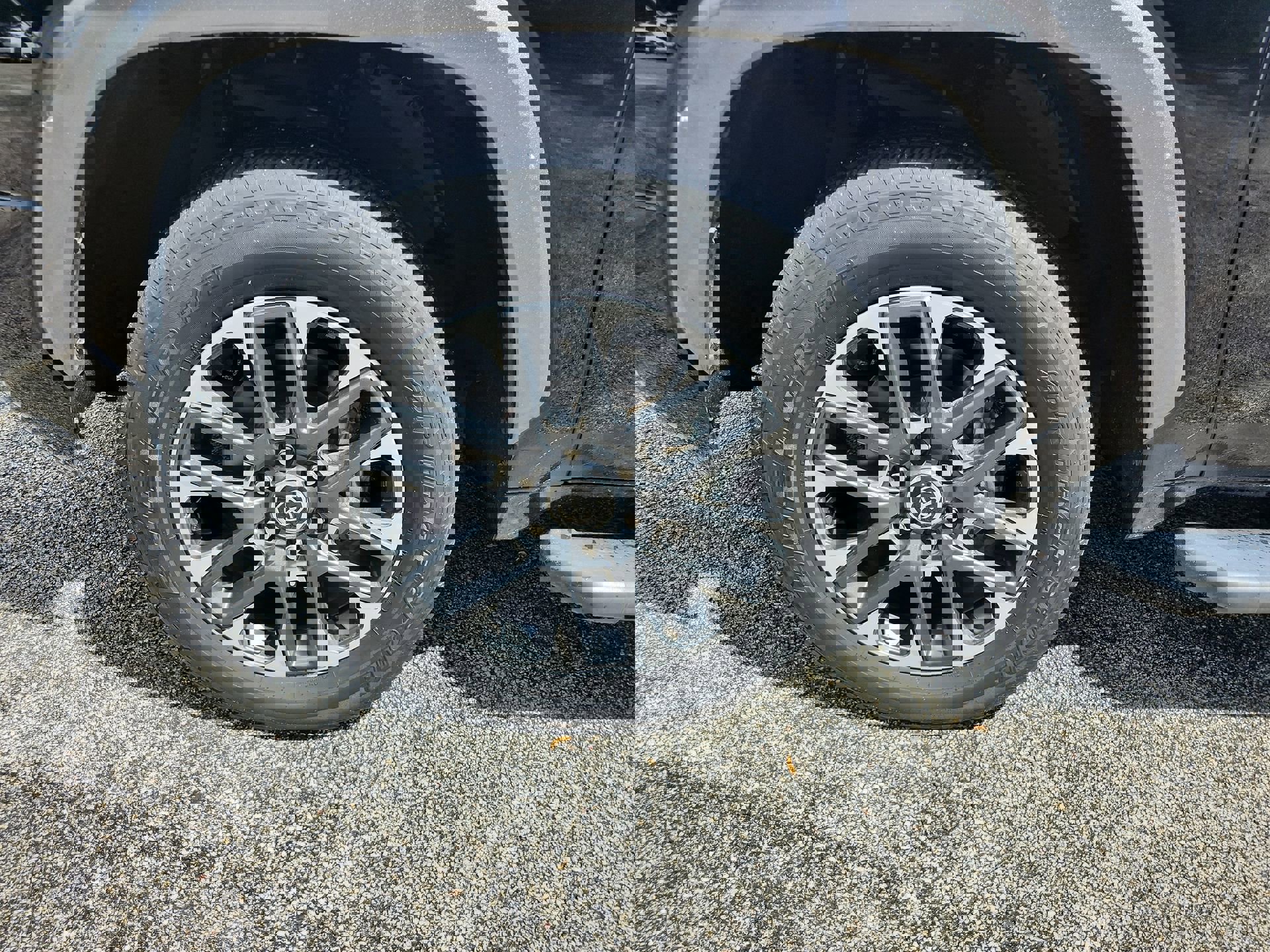 Used 2023 Toyota Tundra Limited image 24