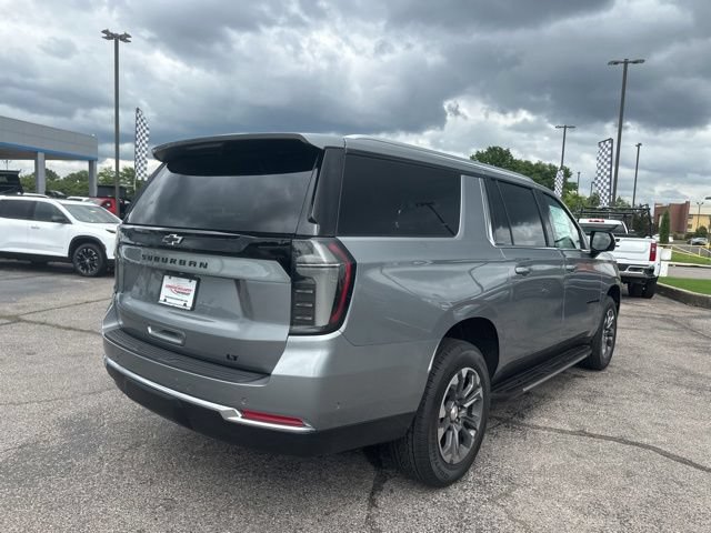 New 2026 Chevrolet Suburban LT w/ Comfort Package AWD/4WD image 3
