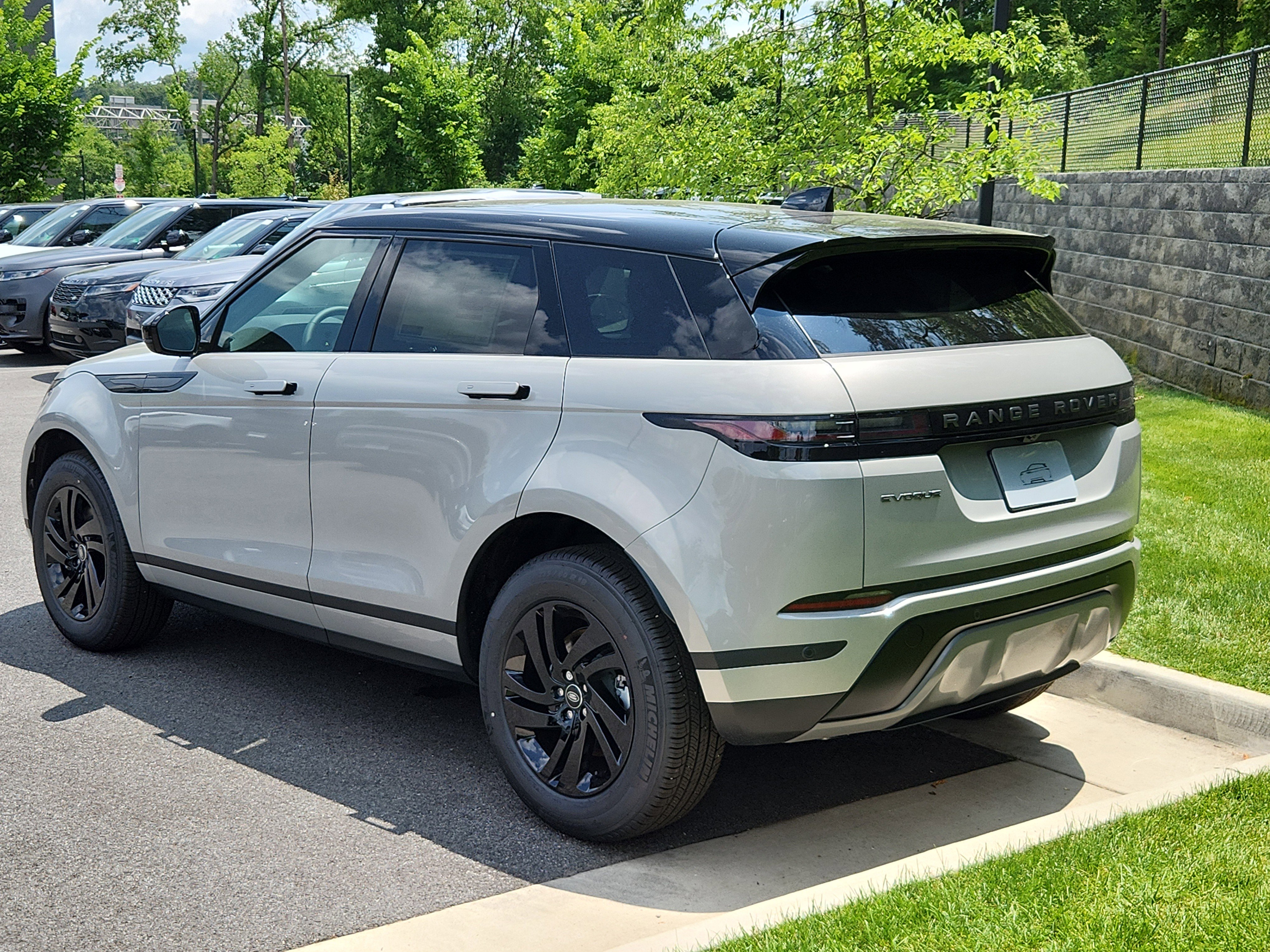 New 2026 Land Rover Range Rover Evoque S image 12