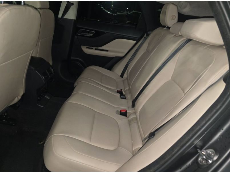 Used 2020 Jaguar F-PACE image 12