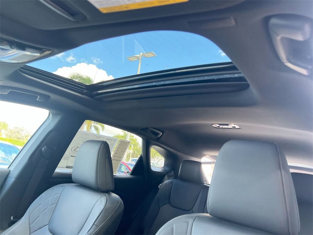 New 2026 Lexus RX 350h image 18