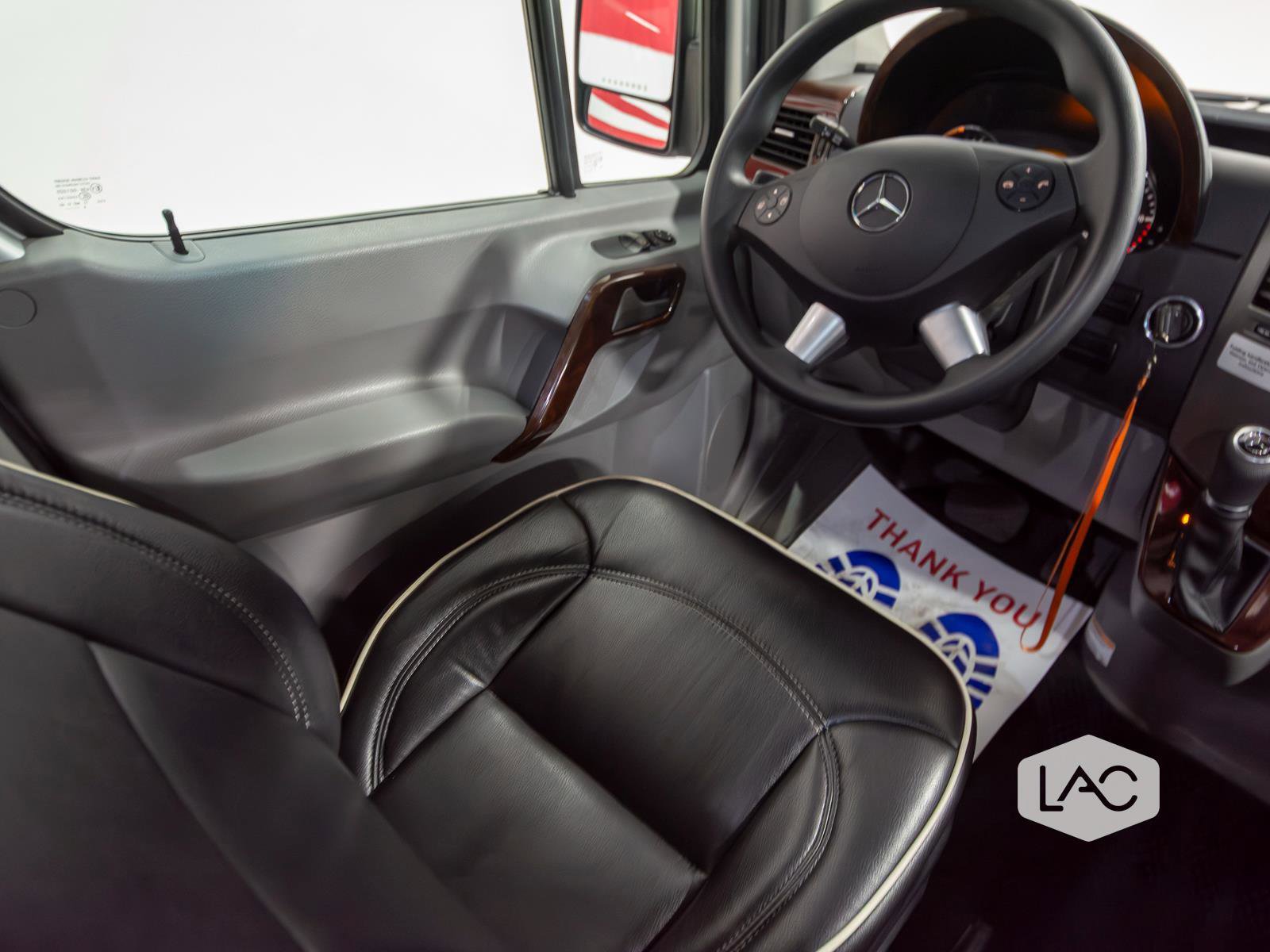 Used 2015 Mercedes-Benz Sprinter 3500 image 21