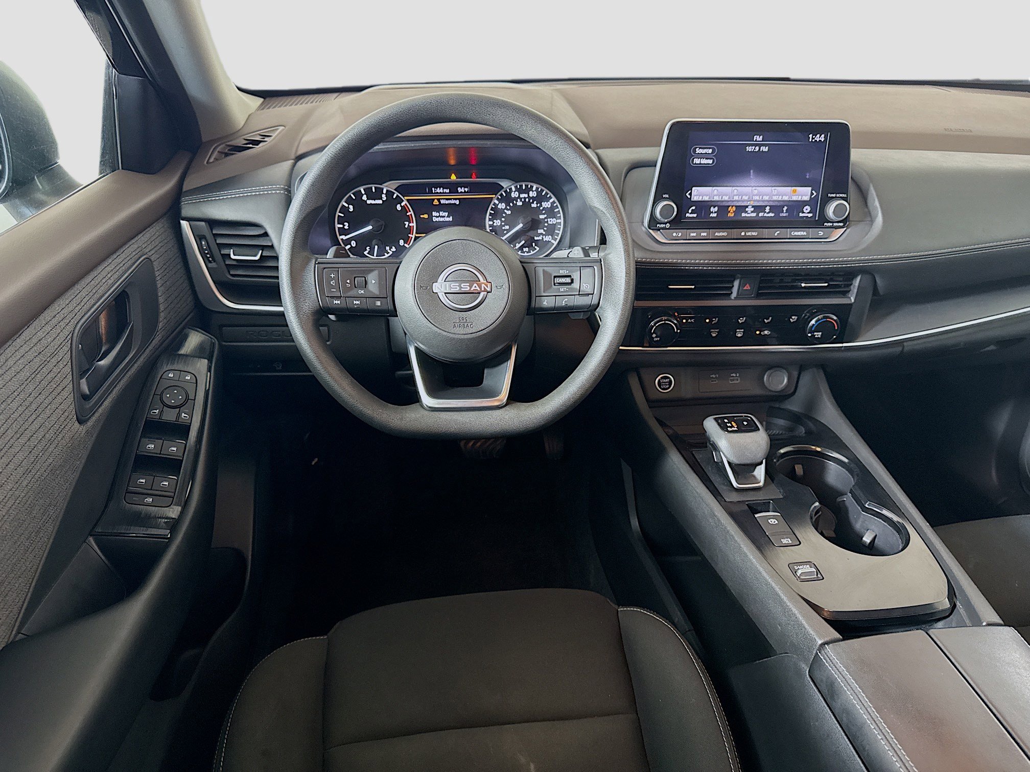 Used 2023 Nissan Rogue S FWD image 17