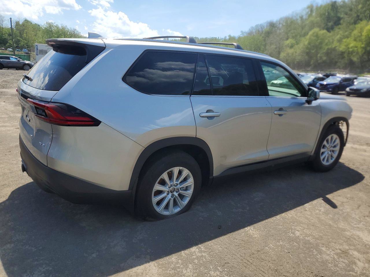 Used 2025 Toyota Grand Highlander AWD Hybrid image 5