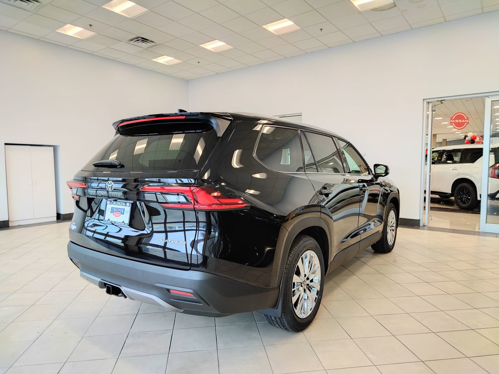 New 2026 Toyota Grand Highlander Platinum image 3