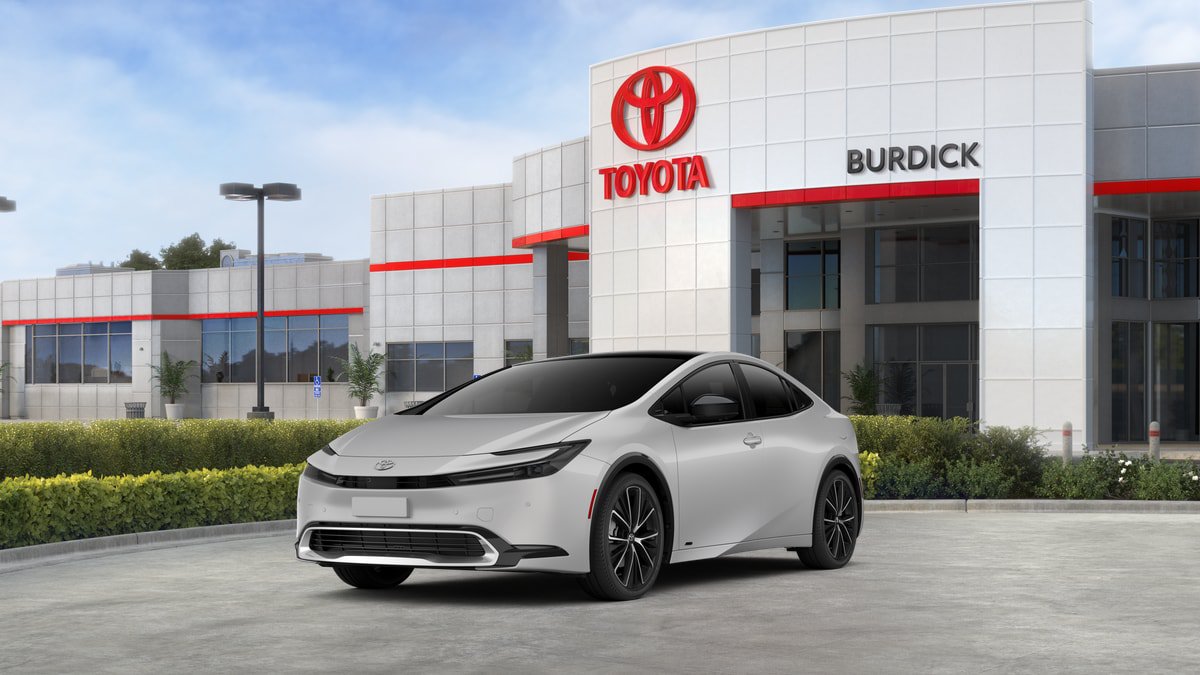 New 2027 Toyota Prius Limited w/ Limited Premium Package AWD/4WD image 3