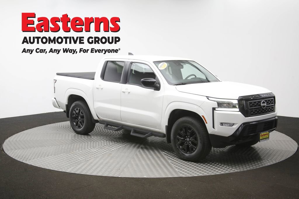 Used 2023 Nissan Frontier SV w/ Midnight Edition Package AWD/4WD image 45