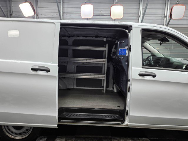 Used 2019 Mercedes-Benz Metris image 11