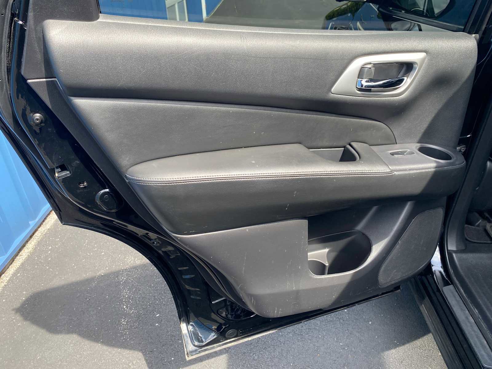 Used 2019 Nissan Pathfinder SL image 39