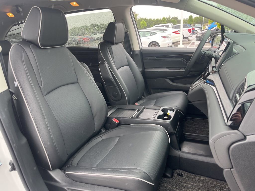 Certified 2026 Honda Odyssey Elite image 30