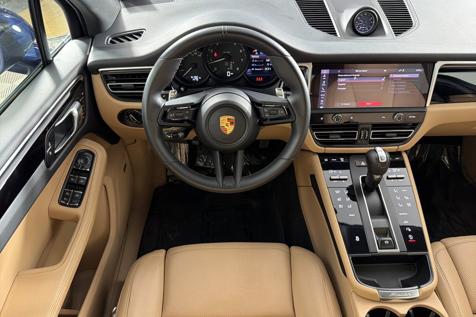 Used 2023 Porsche Macan AWD/4WD image 13
