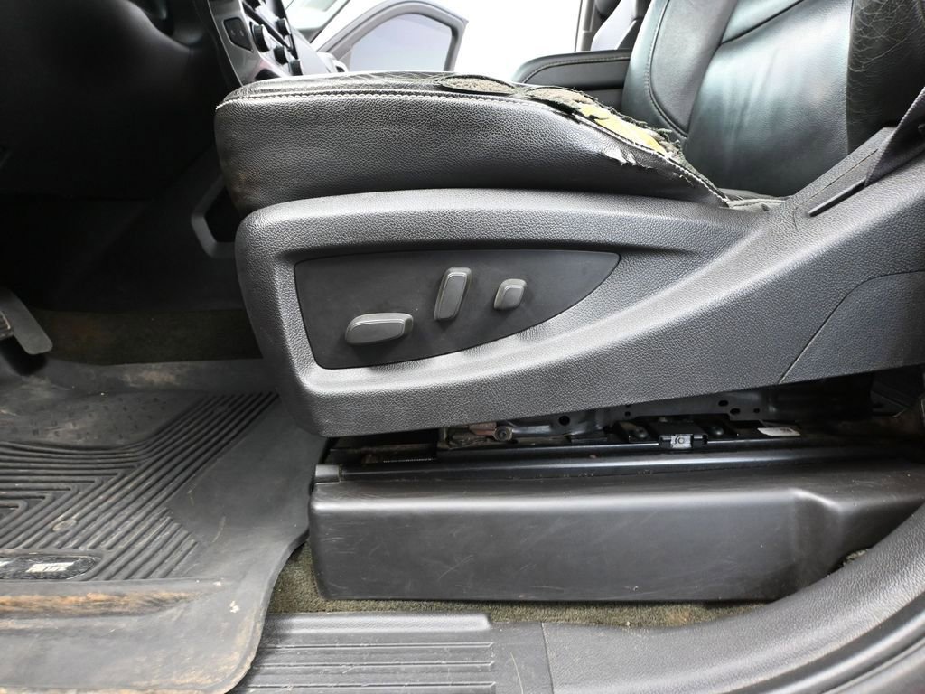 Used 2015 Chevrolet Silverado 2500 LTZ w/ LTZ Plus Package image 27