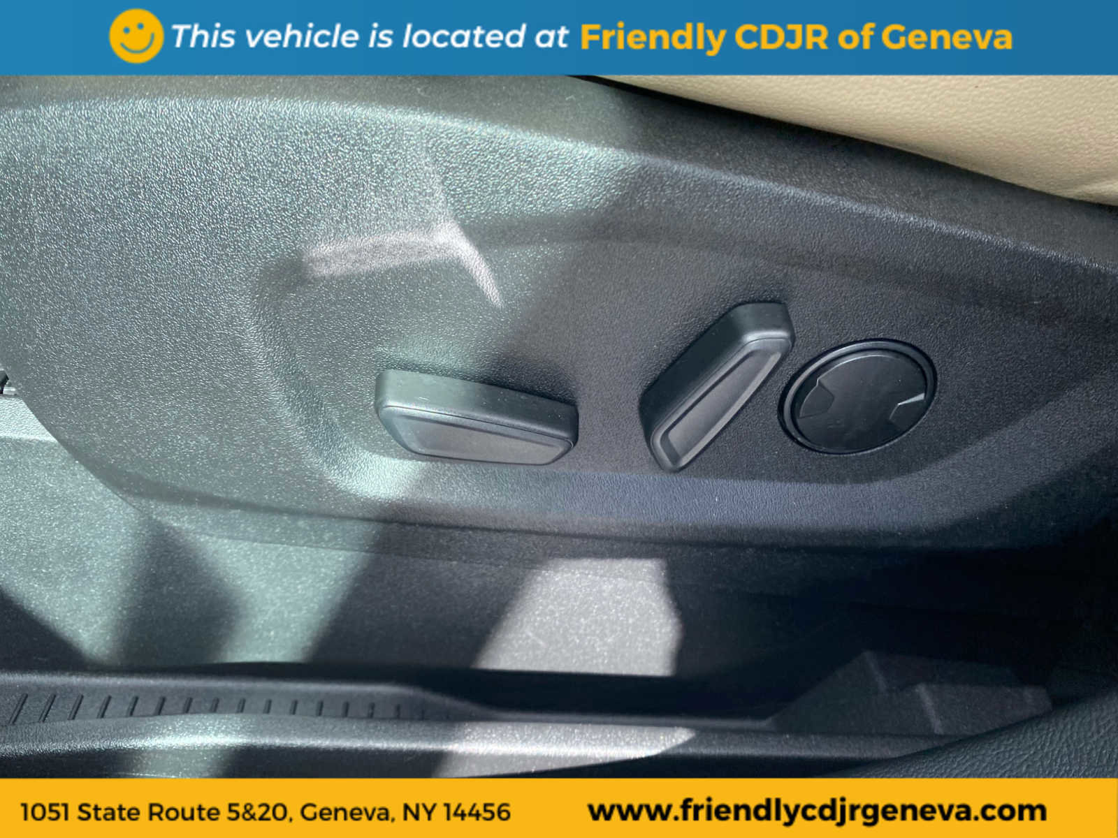 Used 2023 Ford Edge SEL image 22