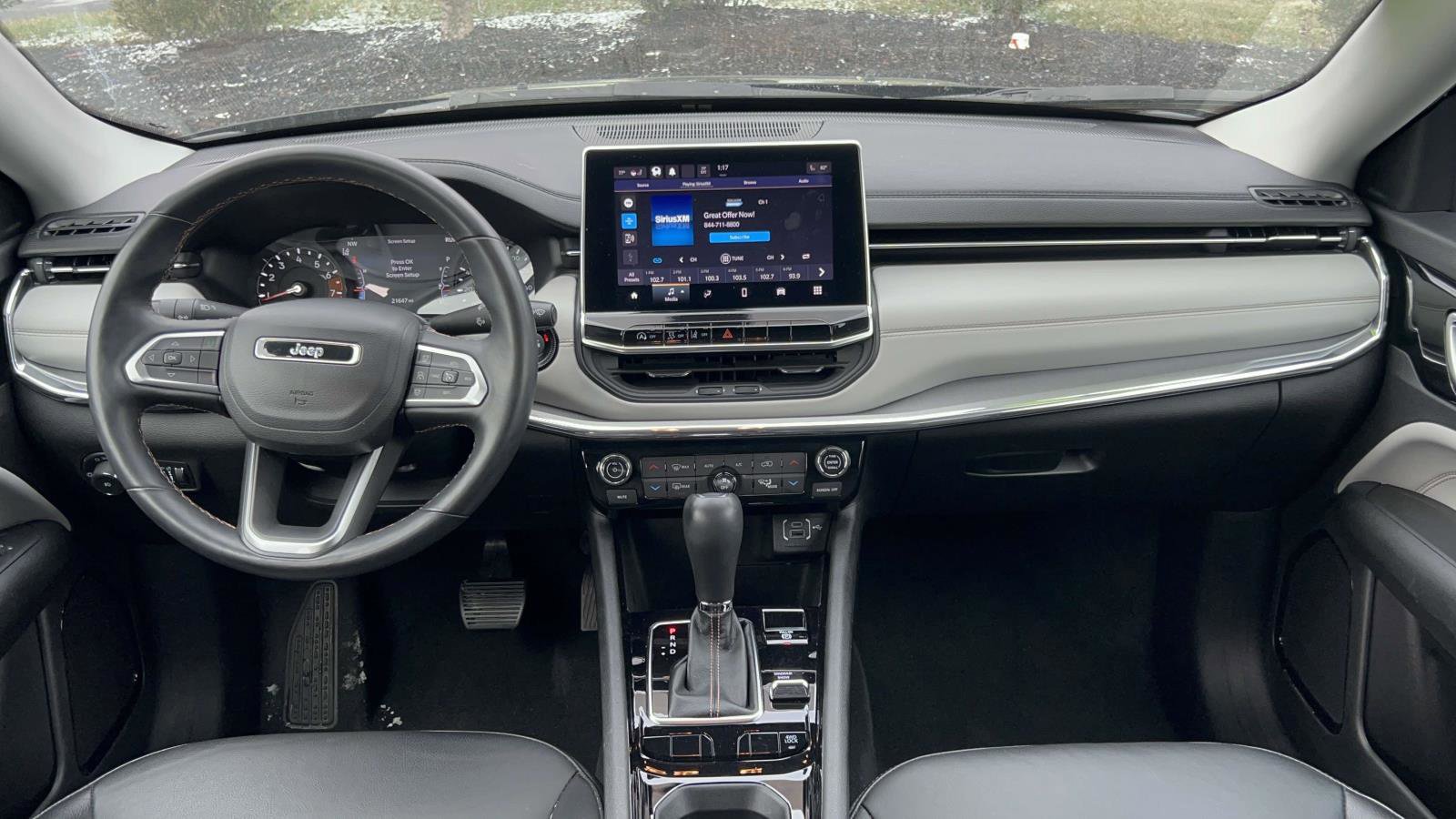 Used 2022 Jeep Compass Limited image 34