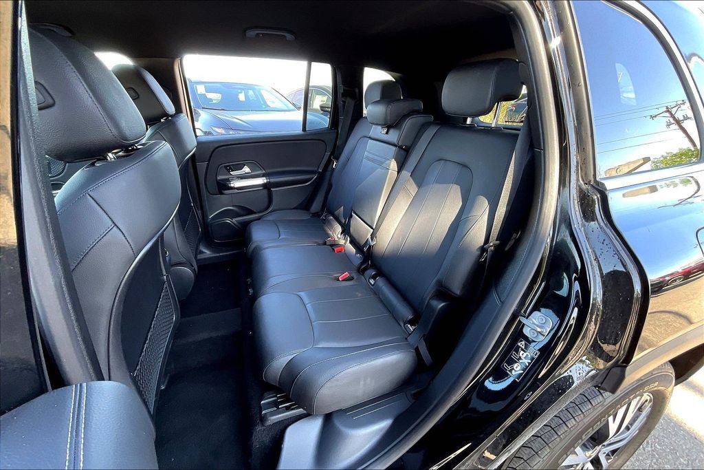 Used 2024 Mercedes-Benz GLB 250 image 24