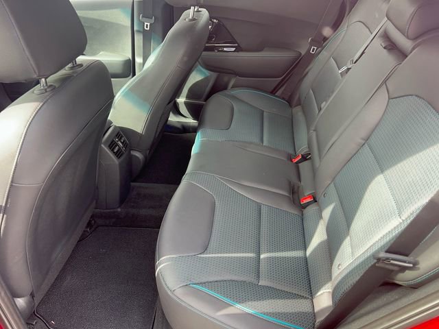 Used 2022 Kia Niro EX Premium FWD image 13