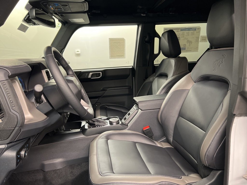 New 2025 Ford Bronco Outer Banks image 26