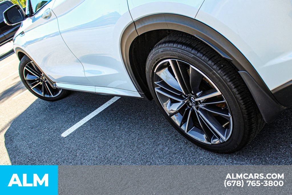 Used 2025 INFINITI QX50 Sport AWD/4WD image 14