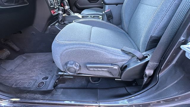 Used 2025 Jeep Wrangler Unlimited Sport S 4xe AWD/4WD image 29