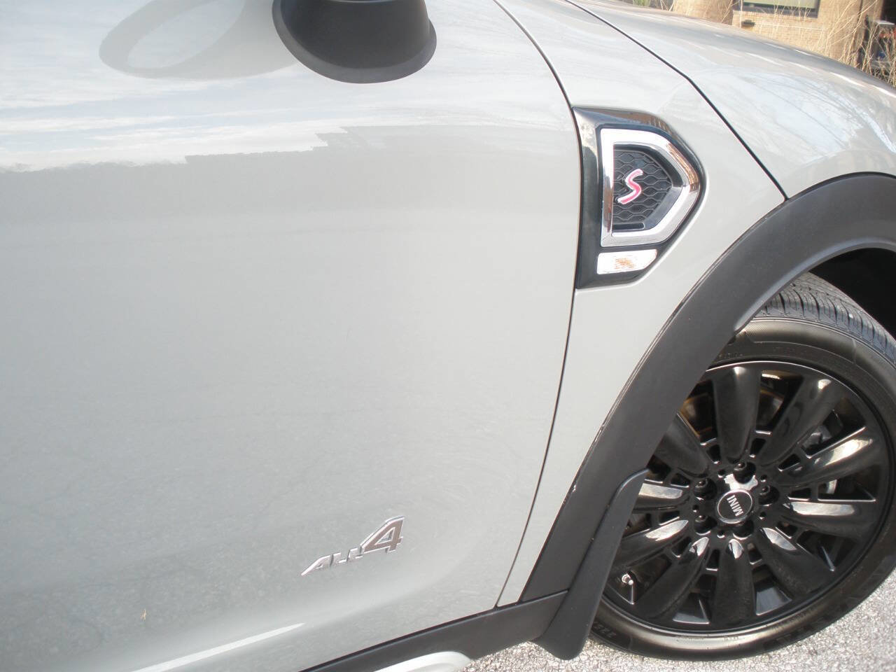 Used 2019 MINI Cooper Countryman S w/ Storage Package image 11