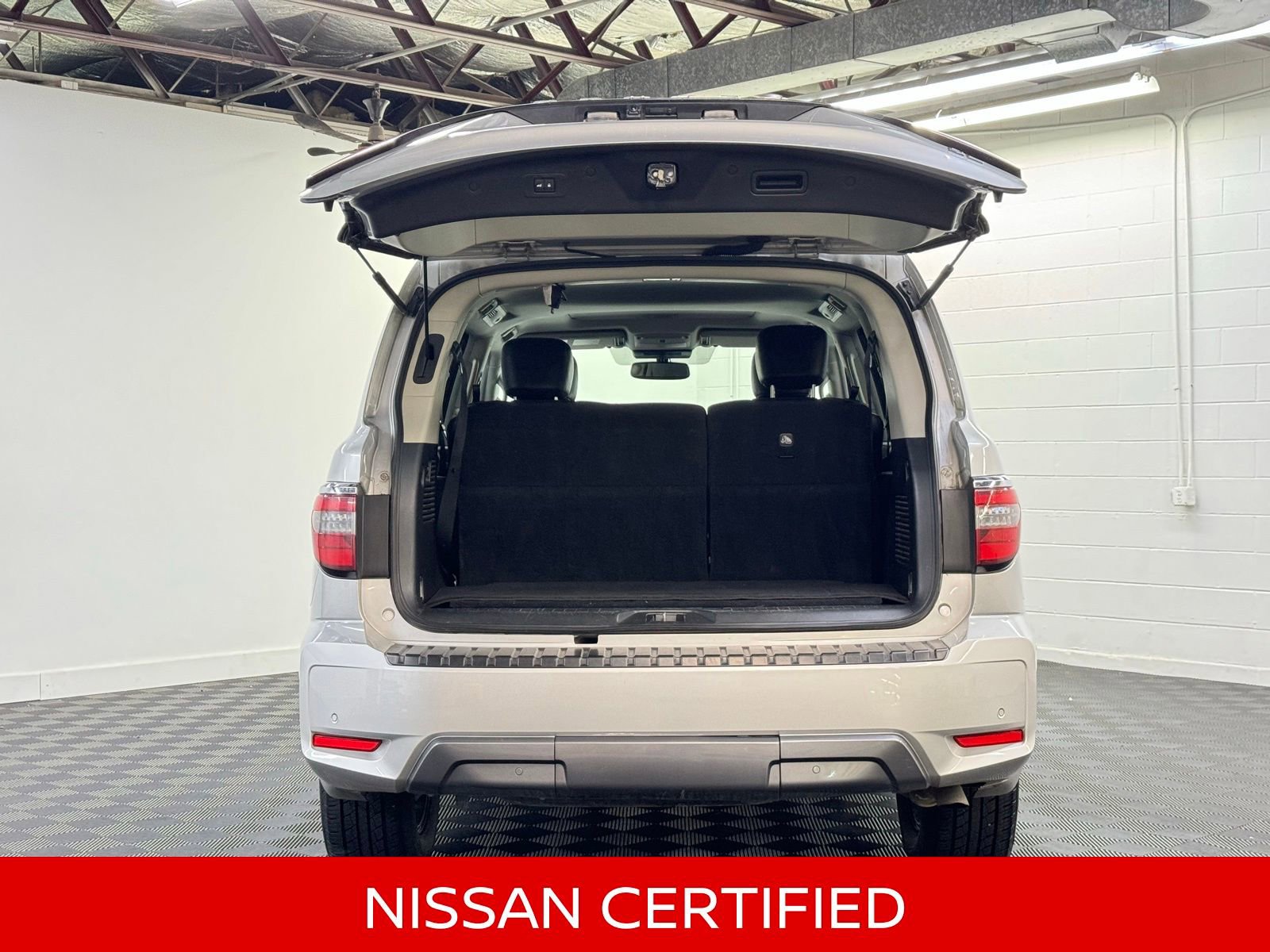 Certified 2024 Nissan Armada SL w/ Captain's Chairs Package image 35