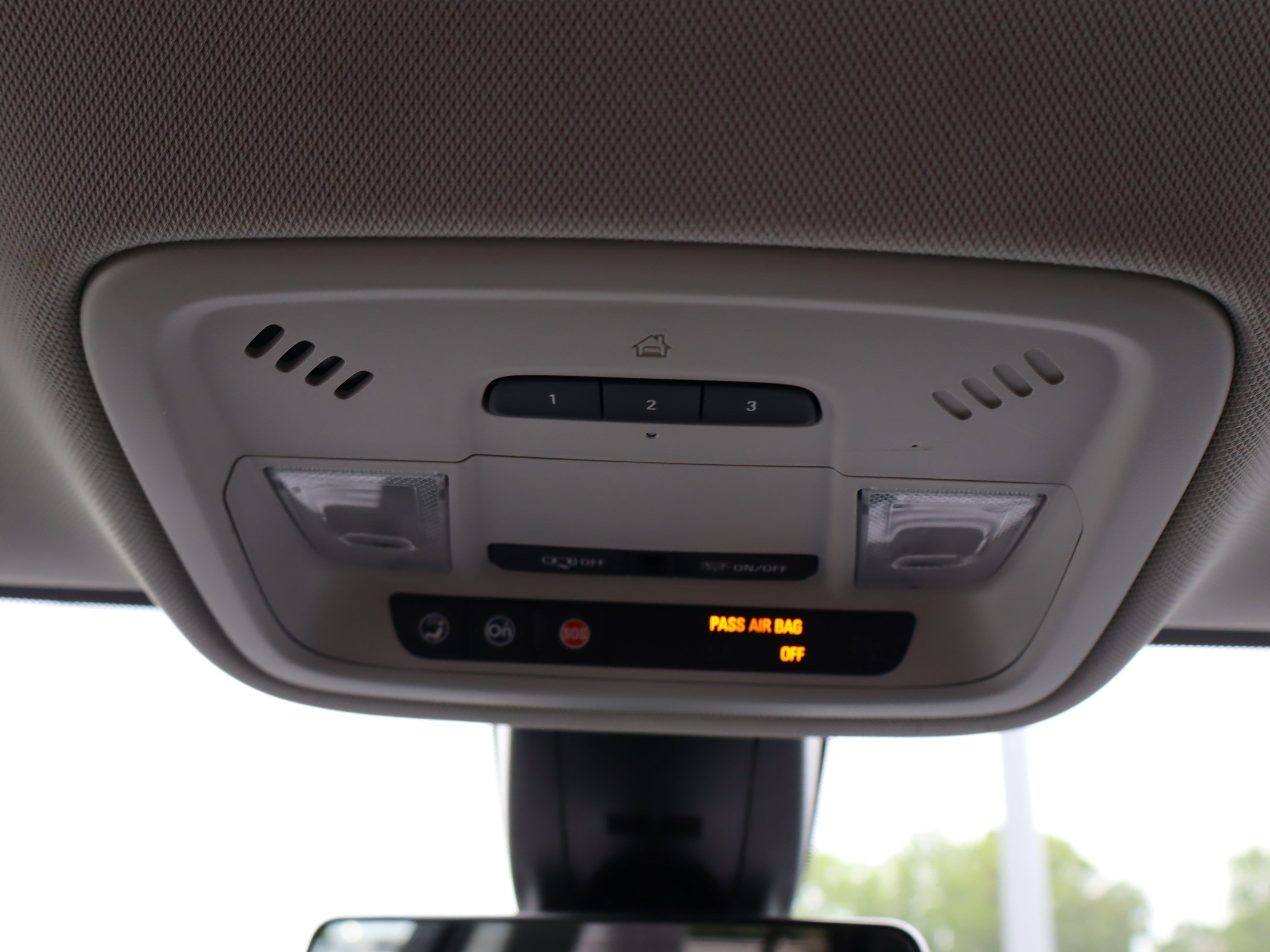 Used 2019 Chevrolet Traverse LT w/ LT Premium Package FWD image 29