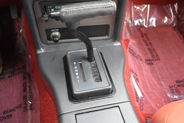 Used 1987 Ford Thunderbird Sport RWD image 18