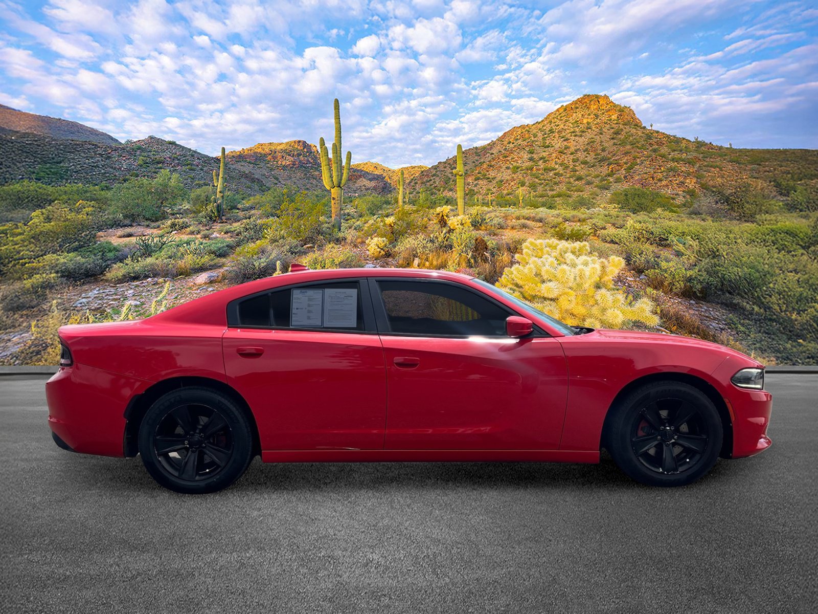 Used 2017 Dodge Charger SXT RWD image 3