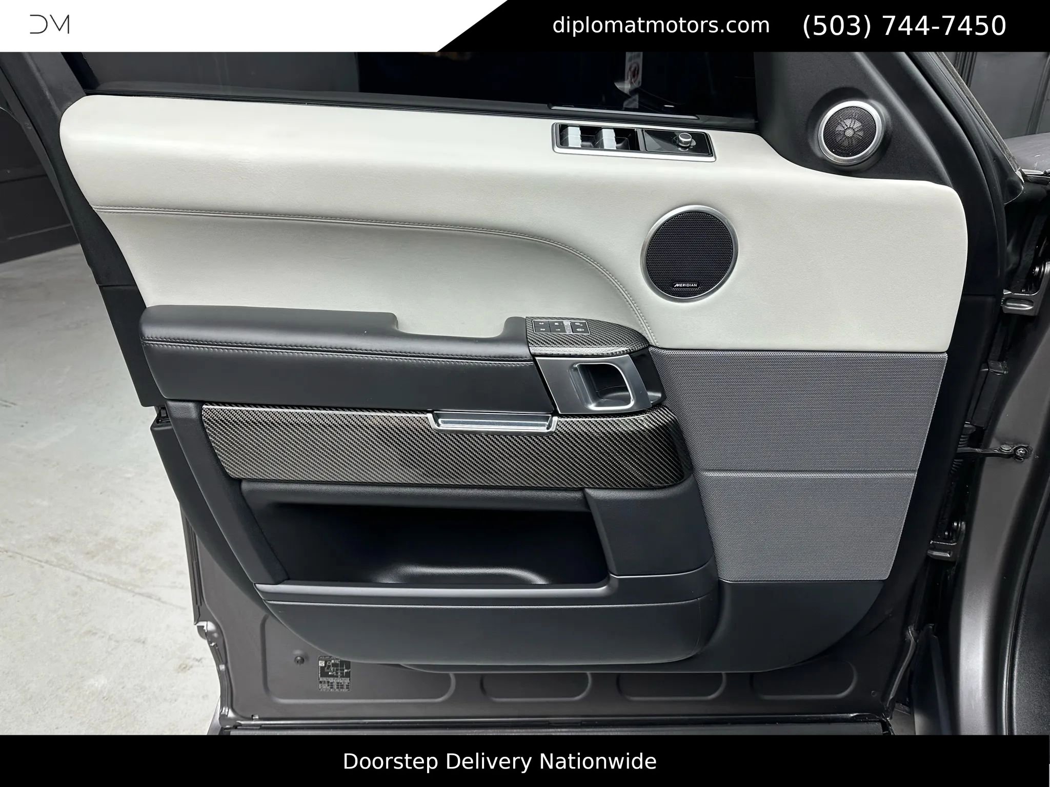 Used 2020 Land Rover Range Rover Sport SVR image 24