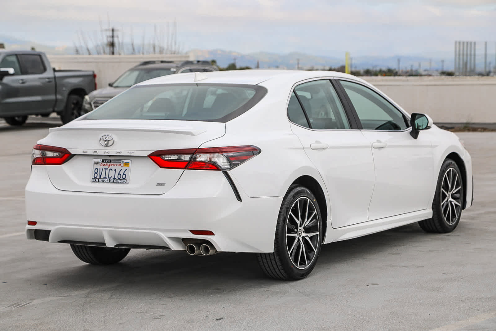 Used 2021 Toyota Camry SE w/ Convenience Package image 5